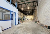 409m² entrepôt industriel pour vente à Arechavaleta photo
