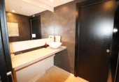 Local comercial en venta con 95m² en Vitoria, en la zona de Arriaga-Lakua foto
