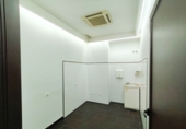 Local comercial en venta con 620m² en Vitoria, en la zona de Judizmendi foto