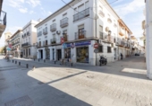 Oficines
en venda
amb 32m² a Santa Fe, Calle Primavera foto