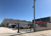 382m² warehouse industrial for sale in Zaragoza, in the area of Cartuja Baja, Calle Albardín photo