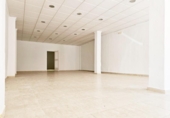 144m² locaux commerciaux pour vente à Denia, photo