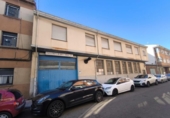 456m² entrepôt industriel pour vente à León, dans le quartier de Armunia, Calle Padre Aniceto Fernández photo