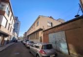 456m² entrepôt industriel pour vente à León, dans le quartier de Armunia, Calle Padre Aniceto Fernández photo