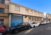 456m² entrepôt industriel pour vente à León, dans le quartier de Armunia, Calle Padre Aniceto Fernández photo