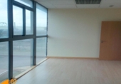Oficines
en venda
amb 296m² a Burgos, Calle La Bureba foto