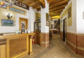 Hotel en venta con 2118m² en Güéjar Sierra, Calle Hermanas Quirós foto
