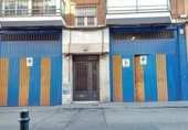 132m² commercial premises for sale in Madrid, in the area of Good View, Calle de Alzina photo
