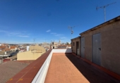 Edificio en venta con 353m² en Vilafranca del Penedès, Carrer Jaume Balmes foto