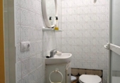 78m² commercial premises for sale in Sabadell, photo