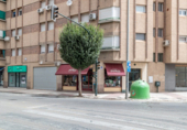46m² locaux commerciaux pour vente à Grenade, dans le quartier de Quartier de San Antón, Calle Joparticular photo