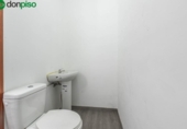 Local comercial en venta con 46m² en Granada, en la zona de Villa Argaz, Calle Torre Quebrada foto