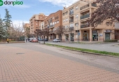 Local comercial en venta con 46m² en Granada, en la zona de Villa Argaz, Calle Torre Quebrada foto