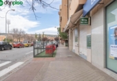 Local comercial en venta con 46m² en Granada, en la zona de Villa Argaz, Calle Torre Quebrada foto