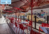 Bar en venta, traspaso con 120m² en Granada, en la zona de Barrio de los Periodistas, Plaza de Andalucía foto