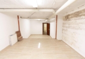 508m² commercial premises for sale in Oviedo, photo