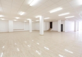 508m² commercial premises for sale in Oviedo, photo