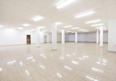 508m² commercial premises for sale in Oviedo, photo