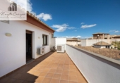 295m² bâtiment pour vente à Rubiá, Calle Rubén Darío photo