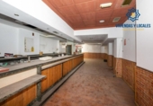 146m² locaux commerciaux pour vente à Grenade, dans le quartier de Joaquina Eguaras Nord, Calle Ismael photo
