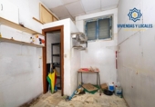 146m² locaux commerciaux pour vente à Grenade, dans le quartier de Joaquina Eguaras Nord, Calle Ismael photo