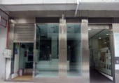 Local comercial en alquiler con 100m² en Pontevedra foto