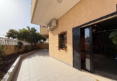 Local comercial en venta con 60m² en Torrevieja foto