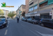 Bar en venta con 138m² en Granada, en la zona de Santa Adela, Calle Pavía foto
