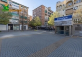 Bar en venta con 138m² en Granada, en la zona de Santa Adela, Calle Pavía foto