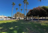 335m² bâtiment pour vente à Torrevieja, photo