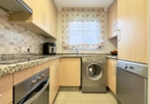 335m² bâtiment pour vente à Torrevieja, photo