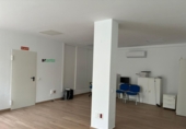 Local comercial en venta con 68m² en Badajoz, en la zona de San Roque foto