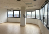 80m² bureau pour location à Séville, dans le quartier de La Bachillera, Calle Astronomia, 1 photo