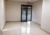 Local comercial en venta con 85m² en Almendralejo, Calle Palomas foto