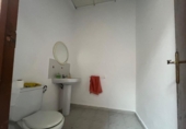 Local comercial en venta con 147m² en Torrevieja, Calle Joaquín Chapaprieta foto
