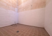 Local comercial en venta con 147m² en Torrevieja, Calle Joaquín Chapaprieta foto