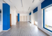 240m² locaux commerciaux pour vente à Grenade, dans le quartier de Cité Jardin, Calle Periodista Manuel Sant. Pérez photo