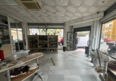 100m² locaux commerciaux pour vente à Séville, dans le quartier de Retraite Ouvrière photo