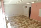 50m² locaux commerciaux pour vente à Barcelone, dans le quartier de le Turó de la Peira photo