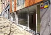 50m² locaux commerciaux pour vente à Barcelone, dans le quartier de le Turó de la Peira photo