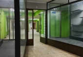 195m² commercial premises for sale in Castelldefels, Carrer de Juan de la Cierva photo