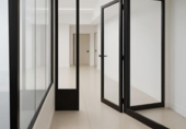195m² commercial premises for sale in Castelldefels, Carrer de Juan de la Cierva photo