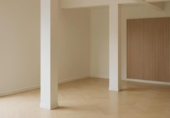 195m² commercial premises for sale in Castelldefels, Carrer de Juan de la Cierva photo