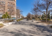 240m² commercial premises for sale in Granada, photo