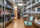 240m² commercial premises for sale in Granada, photo