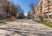 240m² commercial premises for sale in Granada, photo