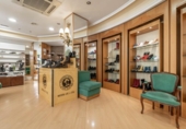 240m² commercial premises for sale in Granada, photo