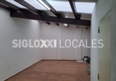88m² commercial premises for rent in Barcelona, in the area of the Camp of the Harp of the Clot, Carrer Antic de Bofarull photo