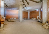 269m² commercial premises for sale in Avilés photo