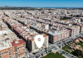 59m² locaux commerciaux pour vente à Elche, Avenida Cortes Valencianas photo